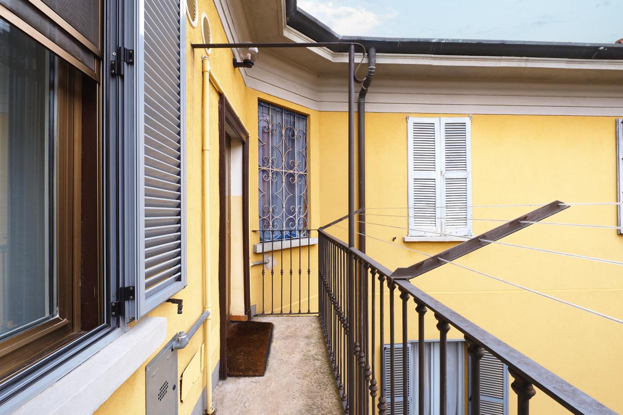 Apartament Primopiano - Custodi Mediolan Zewnętrze zdjęcie
